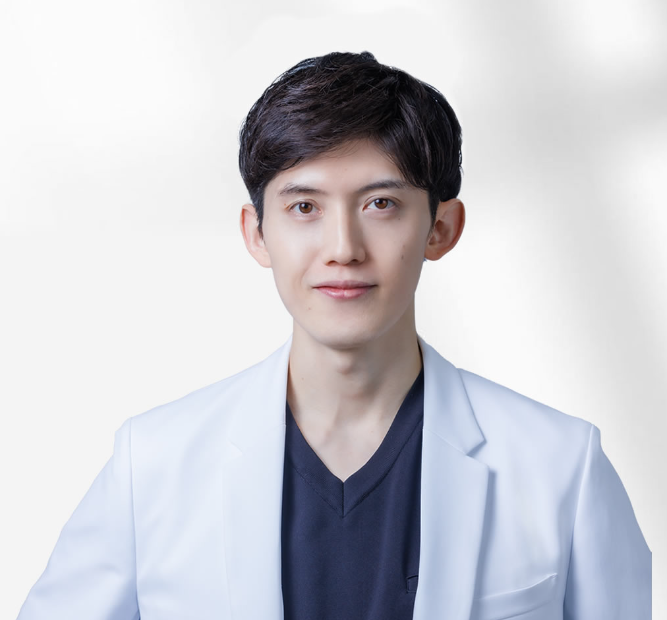 eclinic 名古屋院の服部 健人医師