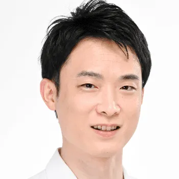 こじまクリニックの糸リフトを担当する院長