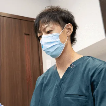 じょうえつ形成外科クリニックの鼻整形を担当する院長