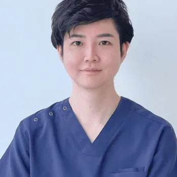 クララ美容皮膚科 那覇院のクマ取り整形を担当する院長