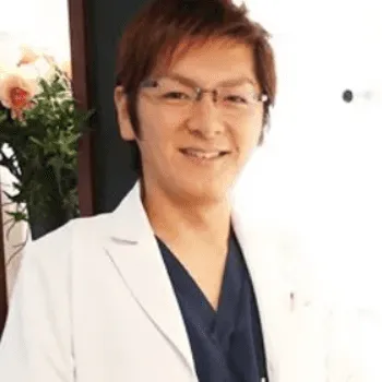 ステラ美容クリニックのクマ取り整形を担当する医師