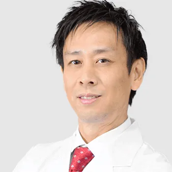 TCB東京中央美容外科 新横浜院のクマ取り整形を担当する院長