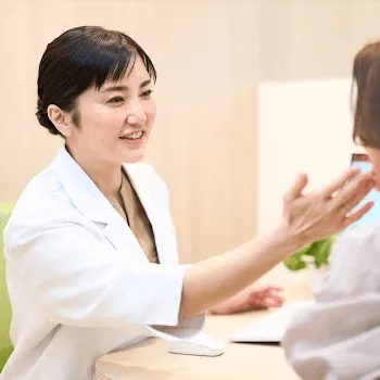すなおクリニックの二重整形を受ける前の診察の様子