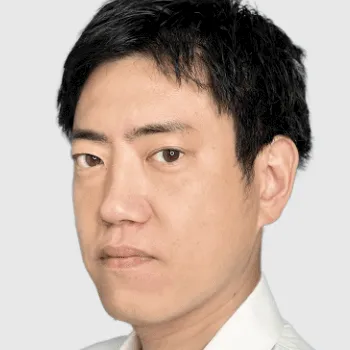 城本クリニック 岡山院の二重整形を担当する院長