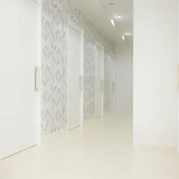東京美容外科 沖縄院の院内の様子