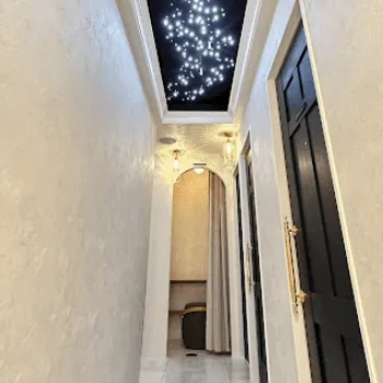 eクリニック 大阪院の脂肪吸引を受ける医院の院内の様子