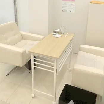 京都烏丸駅前皮フ科スキンクリニック・クリニーク京都烏丸の医療ダイエットを受ける前のカウンセリングルーム