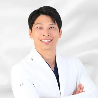 二重埋没が上手い先生の口コミ④e clinic 那覇院の山本 彬文医師の画像
