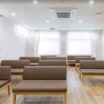 とりい皮膚科クリニックの医療脱毛を受ける前の待合室