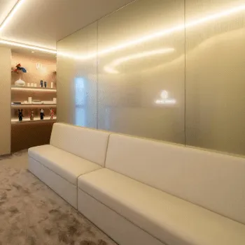 LOUIS CLINICの二重整形を受ける前の待合室