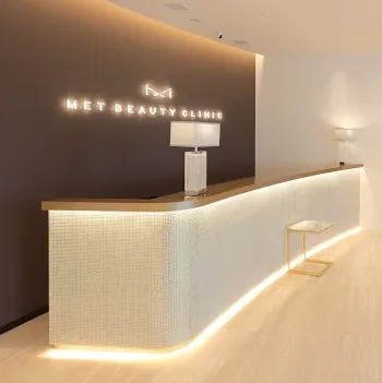MET BEAUTY CLINIC 全国1院のエリシスセンスを受ける前の受付