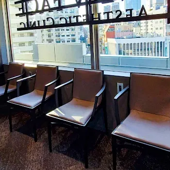 NEW FACE AESTHETIC CLINIC 全国1院のエリシスセンスを受ける前の待合室