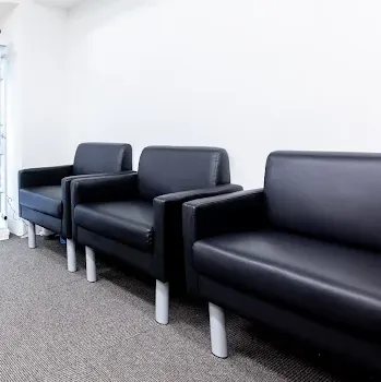 ONE CLINIC 梅田のエリシスセンスを受ける前の待合室