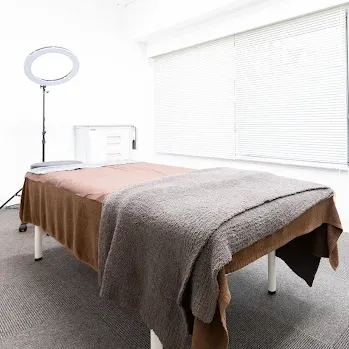ONE CLINIC 梅田のエリシスセンスを受ける施術室