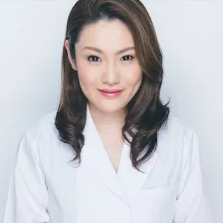 自由が丘ロジエクリニックのエリシスセンスを担当する医師