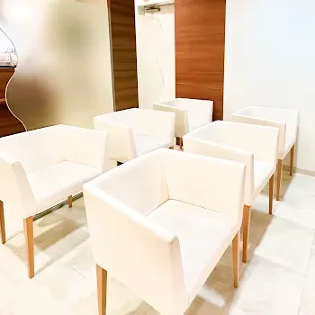 ガーデンクリニック 全国8院の医療ハイフを受ける前の待合室