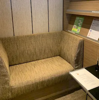 聖心美容クリニック 全国10院の医療ハイフを受ける前の待合室