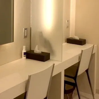 品川美容外科 全国39院の医療ハイフを受けた後のパウダールーム