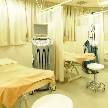 城本クリニック 全国25院の医療ハイフを受ける施術室