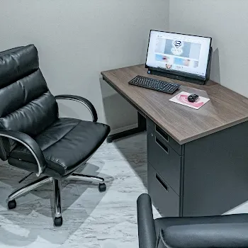 B-LINE CLINIC 全国2院のルメッカを受ける前の診察室