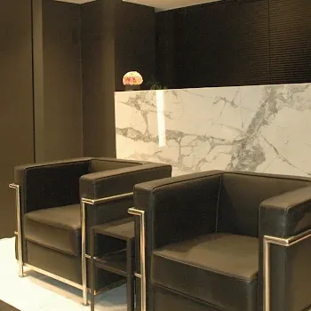 L'amour clinic Tokyoのルメッカを受ける前の待合室