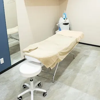 BAO CLINIC 全国3院のトライフィルプロを受ける施術室