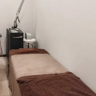立川皮膚科クリニックのトライフィルプロを受ける施術室
