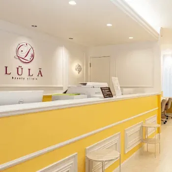 ルラ(LULA)美容クリニック 福岡院のリジュラン注射を受ける前の受付