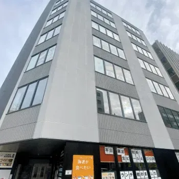 UB CLINIC 池袋のリジュラン注射を受けるクリニックの外観