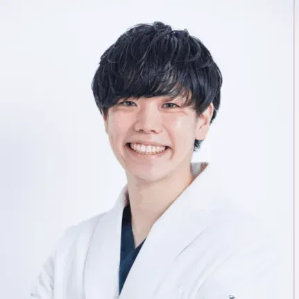 クマ取りの名医の口コミ⑭ALMOND CLINICの梅木 健太医師