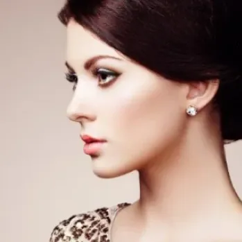 共立美容外科の医療ハイフのイメージ