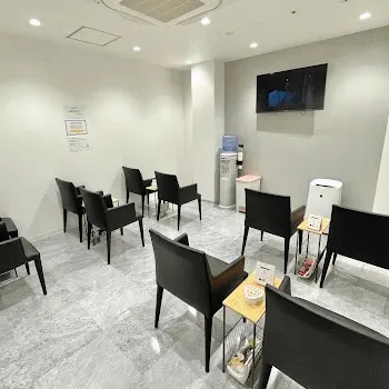 TCB東京中央美容外科 大阪6院のポテンツァを受ける前の待合室