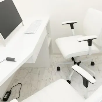 SELECT CLINIC 大阪茶屋町院のトライフィルプロを受ける前の診察室
