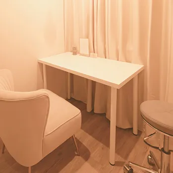 LUVO CLINIC TOKYOの二重整形を受ける前のカウンセリングルーム