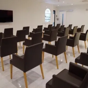 湘南美容クリニック 新宿3院の二重整形を受ける前の待合室