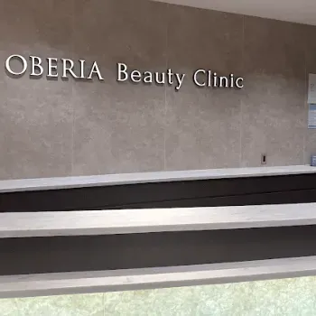 OBERIA Beauty Clinicのボルニューマを受ける前の受付