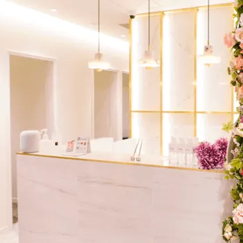 LUX CLINICのボルニューマを受ける前の受付