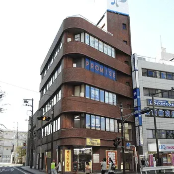 横浜すずきクリニックのリジュラン注射を受けるクリニックの外観
