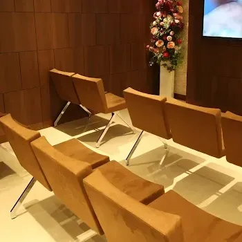 品川美容外科 全国39院のイオン導入を受ける前の待合室