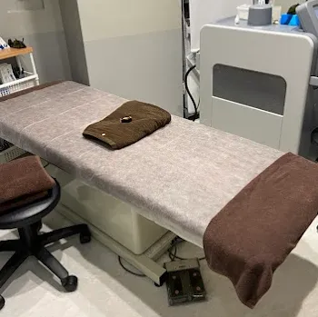 レナトゥスクリニック 全国6院のジェントルマックスプロによる施術を受ける施術室