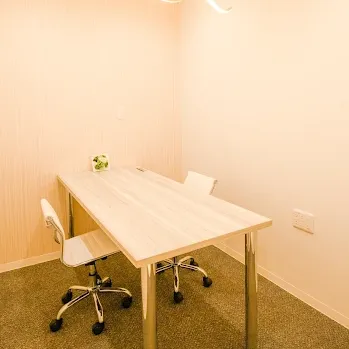 エースクリニック 全国3院のオンダリフトを受ける前のカウンセリングルーム