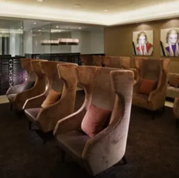 湘南美容クリニック 全国3院のオンダリフトを受ける前の待合室