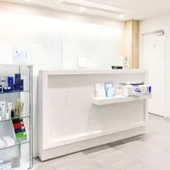 クリニーク 福岡天神のイオン導入を受ける前の受付