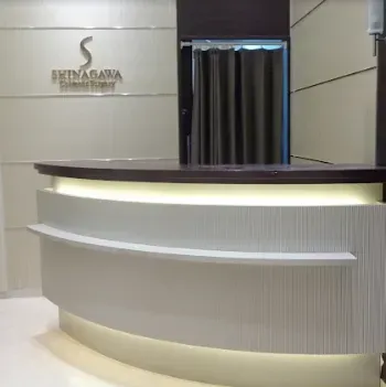 品川美容外科 福岡2院のイオン導入を受ける前の受付