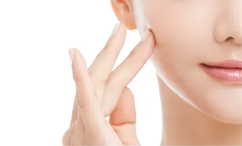 美しい肌・頬