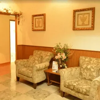 福岡アールスキンケアクリニックのイオン導入を受ける前の待合室