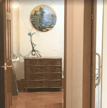 福岡アールスキンケアクリニックのイオン導入を受ける医院の院内の様子