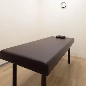 エミナルクリニック 金沢院の医療ハイフを受ける施術室