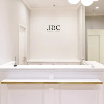 ジュノビューティークリニック 金沢院のイオン導入を受ける前の受付