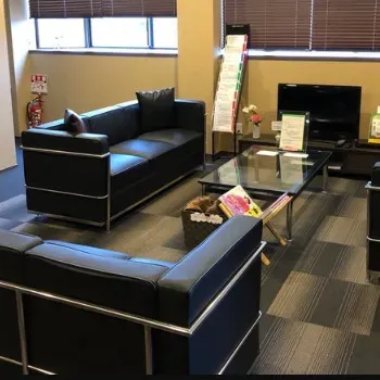 タケダスキンクリニックのイオン導入を受ける前の待合室